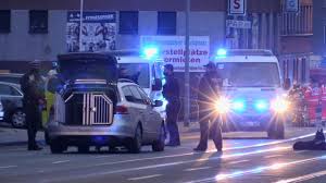 Mülheim an der ruhr hotelurlaub mit hund. Grosseinsatz In Mulheim Polizei Schiesst Auf Bewaffneten Mann 65 Ruhrgebiet Bild De