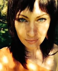 Carmen Albert's Instagram, Twitter & Facebook