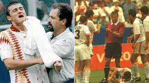 En el descuento del partido, con todo el equipo buscando un gol a la heroica, luis enrique recibía un codazo de tassotti. Spanish Fa The Day Luis Enrique Wanted To Kill Mauro Tassotti Marca In English