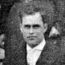 Josephine Ouellette's Instagram, Twitter & Facebook