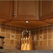 under cabinet kitchen lights battery