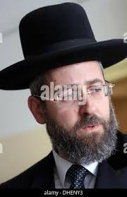 Berlin, Germany. 8th November 2013.Rabbi David Baruch Lau, the Ashkenazi  Chief Rabbi of Israel, visits the Or Avner Talmud-Torah Jewish seminary  (yeshiva) one day prior to the 75th anniversary of Kristallnacht, also  referred to as the Night of Broken ...