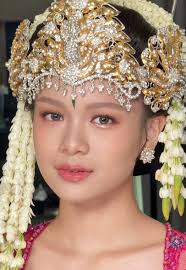 Makeup Tips for Traditional Sunda Weddings