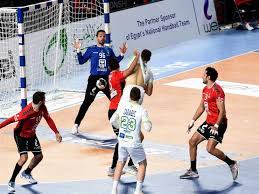 كرة القدم هي رياضة جماعية تلعب بين فريقين يتكون كل منهما من 11 لاعب بكرة مُكوَّرة. ÙƒØ±Ø© ÙŠØ¯ Ù…ÙØ§ÙˆØ¶Ø§Øª Ù…ØªÙ‚Ø¯Ù…Ø© Ø¨ÙŠÙ† Ø¨Ø·Ù„ Ø£ÙˆØ±ÙˆØ¨Ø§ Ø§Ù„Ø³Ø§Ø¨Ù‚ ÙˆØ§Ù„Ø£Ù‡Ù„ÙŠ Ù„Ø¶Ù… Ù…ØµØ±Ø§ÙˆÙ‰