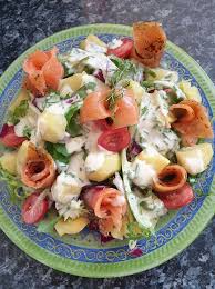Salade De Pomme De Terre Et Truite Fumee Recettes De Cuisine Salade Pomme De Terre Cuisine