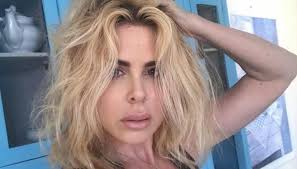 View the profiles of people named loredana lecciso. Loredana Lecciso E Al Bano Messaggio D Amore Caffeina Magazine