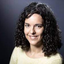 Elle a commencé à militer pour la gauche à l'époque du référendum sur la constitution européenne. Manon Aubry Biographie Actualites Et Emissions France Culture