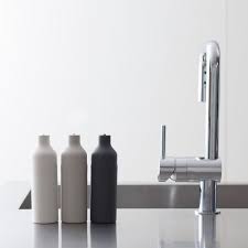 楽天市場 キッチン 洗剤 詰め替えボトル ディスペンサー b2c スクィーズボトル 食器用洗剤 ソープディスペンサー sale kt sarasa design store キッチン 洗剤 ソープディスペンサー インテリア 収納