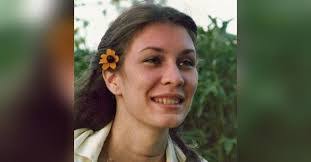 Jacqueline Stapleton's Instagram, Twitter & Facebook