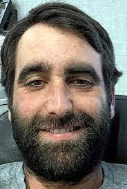 Lenny Hewitt's Instagram, Twitter & Facebook