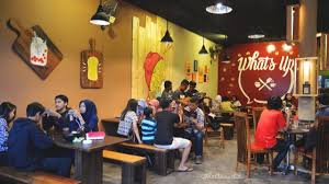 Resto makan ini menjadi tempat mengganjal perut pada malam hari yang selalu ramai oleh pengunjung. Rekomendasi 13 Restoran Di Bekasi Paling Enak Dan Terkenal Restoran Di Bekasi
