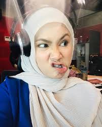 Jangan cakap cik piah tak payung! Suria Fm Senget Senget Mulut Cik Piah Dah Kenapa Facebook