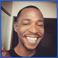 400+ "Earl Iii" profiles