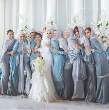 Mencari dais kahwin yang menawan? Pelamin Baju Pakaian Bridesmaids Cantik Lihat Details Akad Nikah Bella Dally Remaja