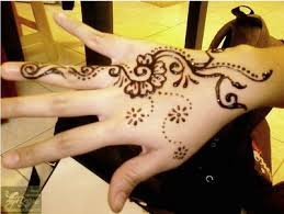Henna kaki terbaru henna kaki pengantin motif henna kaki sederhana henna tangan dan kaki. Lukisan Inai Simple Dan Mudah Cikimm Com