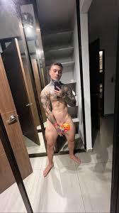 Carlos X:ssä: Hola 🔥🤫 t.co2h0ZWp4XfR t.cozv8UH962nm   X