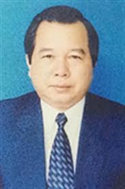 Thí sinh giáo dục thường xuyên dự thi 3 bài thi, gồm 2 bài thi độc lập là toán, ngữ văn và 1 bài thi tổ hợp do thí sinh giáo dục thường xuyên có thể đăng ký dự thi thêm bài thi ngoại ngữ để lấy kết quả xét tuyển sinh. Bá»™ TrÆ°á»Ÿng Bá»™ Giao Dá»¥c Va Ä'ao Táº¡o Qua Cac Thá»i Ká»³