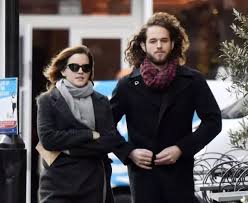 A hurt emma watson with her boyfriend in los angeles. Leo Robinton Emma Watson S Boyfriend Wiki Age Height Biography More Wikiofcelebs