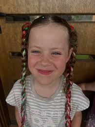 Beez in the trap 🐝 Our girls Bowie & Hazel, forever stealing the show.