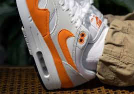 Nike Air Max 1 Magma Orange Dc1454 101 Sneakernews Com In 2020 Nike Air Max Nike Nike Air