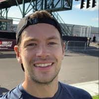 Erin Bertram's Instagram, Twitter & Facebook