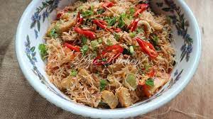 Goreng bihun with noxxa pressure cooker berminat nak dapatkan noxxa pressure cooker secara cash boleh, kutu boleh. Mee Hoon Goreng Cili Kering Simple Dan Sedap Azie Kitchen