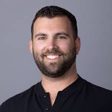 Adam Hilliard's Instagram, Twitter & Facebook