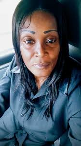 Everytime I see this quote I start crying ,because I was alone at some  point in life but now I've made great friends! 😭🥹