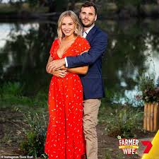 The series that has seen nine marriages and 23 babies so far will be working its magic again with five new farmers from around nsw and victoria. The Date For The Farmer Wants A Wife Reunion Special Is Finally Revealed Daily Mail Online