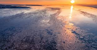 Utqiaġvik officially the city of utqiaġvik and known as barrow (/ˈbæroʊ/) until 2016, is the largest city (and the borough seat) of the north slope borough in the u.s. Shortest Day In Alaska Hours Of Daylight Winter Alaska Org