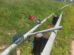 You can rely on our knowledgeable team to thoroughly discuss all the options with you, so you can. Malungelo Booi On Twitter Ripmadisha Debris From The Accident That Claimed The Life Of 25 Year Old Motjeka Madisha Newzroom405
