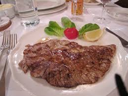 Buonissime le fettine di vitello con erbe e salsa di soia, io e i miei coinquilini le abbiamo trasformate in bocconcini su un letto di riso tailandese, un sapore etnico veramente azzeccato! Vkusno Fettina Di Vitello Alla Piastra Lomtik Telyatiny Plastina Picture Of Arnaldo Clinica Gastronomica Rubiera Tripadvisor