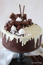 Tarta Chocolatinas Chocolate Espresso Y Crema De Mascarpone Dripcake Tartas Pastel De Chocolate Decoracion Tortas