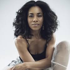 Age, family, siblings, ethnicity, education 3 kelly mccreary: Grey S Anatomy S Kelly Mccreary On That Surprise Finale And How Grey Sloan Might Handle Covid 19