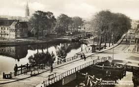 A brug en galery., abrug : 1925 1935 Omgeving Eemskanaal Damsterdiep Brug I Over Eemskanaal Met Damstersluis Groningen Stad Brug