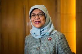 Berikut merupakan daftar perdana menteri singapura. Halimah Yacob Dari Penjual Nasi Padang Ke Istana Presiden Singapura Halaman All Kompas Com