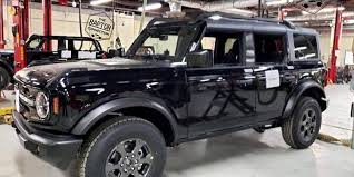 Can the new beasts in the 2021 bronco lineup live up to their predecessor. Ø³ÙŠØ§Ø±Ø© ÙÙˆØ±Ø¯ Ø¨Ø±ÙˆÙ†ÙƒÙˆ 2021 Ford Bronco ÙˆØµÙˆØ± Ù…Ø³Ø±Ø¨Ø© Ø¬Ø¯ÙŠØ¯Ø© Ù…ÙˆØ¯ ÙƒØ§Ø±