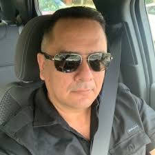 efrain narvaez (@elguaro_ae)