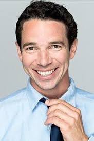 🚶 Дэмиен Ховард