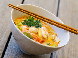 Soupe Thai Crevettes Ou Poulet Recette Cuisine Asiatique Recette Asiatique Soupe Thai Crevette