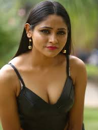 Shwetha Sharma looks hot in black leather dress
