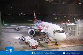 The most popular airlines for this route are airasia, malaysia airlines, qatar. Flight Review Airasia Ak720 Singapore To Kuala Lumpur By Airbus A321neo Airasia S First A321neo 9m Vaa In 3 2 1 Take Off Livery Railtravel Station