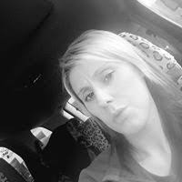 Samantha Stricklin's Instagram, Twitter & Facebook