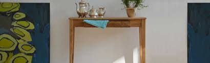 Die meisten konsolentische sind heute aus natürlichem holz gefertigt und auf verschiedene weise behandelt. Konsolentische Design Konsolen Online Bestellen Bei Milanari Com