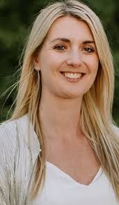 Stacy Penn's Instagram, Twitter & Facebook