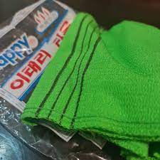 Badannya juga penuh dengan lumpur dan tanah, manakala seluar dalam yang dipakainya telah diturunkan ke paras buku lali. Masalah Dengan Siku Hitam Ketiak Berdaki Mandi Tak Bersih Lutut Hitam Tengkuk Berdaki Dan Buku Lali Hitam Ben Ashaari