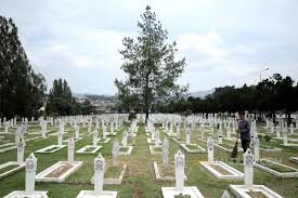 Waktu tersebut yakni ketika berziarah ke kuburan. Hukum Ziarah Kubur Dan Doa Ziarah Kubur Usai Lebaran Idul Fitri