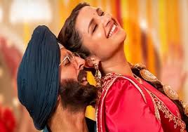 Akshay Kumar gets praised by Poonam Gill for `Mission Raniganj` song `Jalsa  2.0`