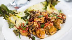 One Pan Baked Chicken Bok Choy Makes A Perfect Quick Weeknight Dinner Recipe In 2021 One Pan Dinner Recipes Weeknight Dinner Recipes Easy Chicken And Roasted Veggies