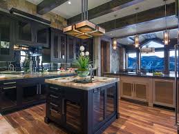 Cabinet & countertop store in avon, massachusetts. 75 Beautiful Kitchen With Glass Front Cabinets And Metallic Backsplash Pictures Ideas December 2020 Houzz
